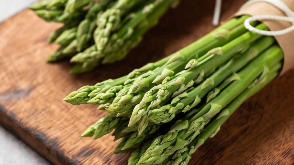 Temps de cuisson Asperges vertes à l'eau, à la vapeur, au four et à la